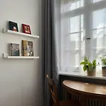 Haus E ゲストハウス 3*