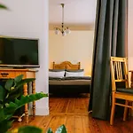 Haus E ゲストハウス