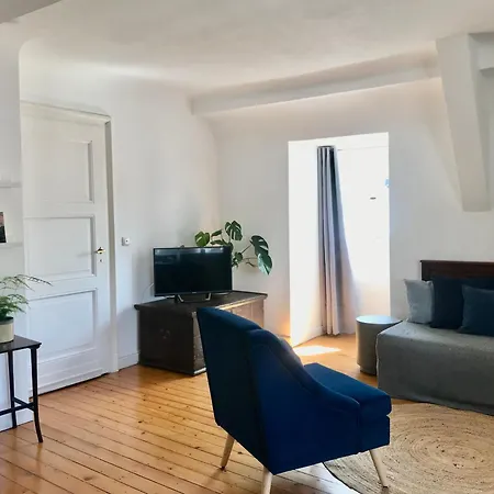 בית הארחה Haus E