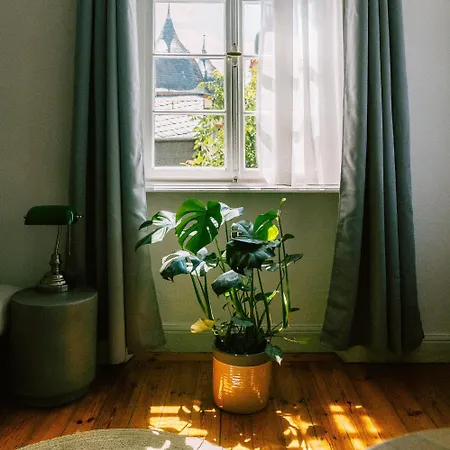 Haus E Casa de hóspedes 3*