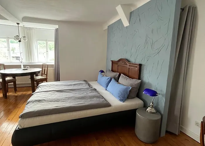 Haus E Maison d'hôtes Zell