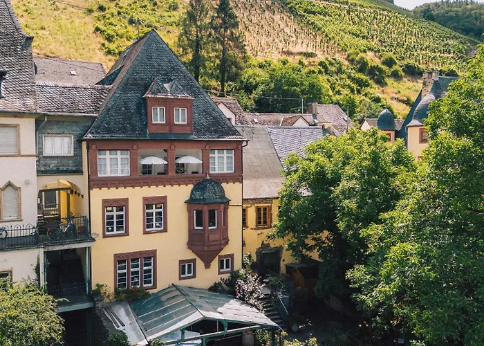 Haus E Maison d'hôtes Zell